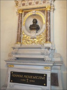 12 pav. Adomo Mickevičiaus paminklinis biustas Šv. Jonų bažnyčioje